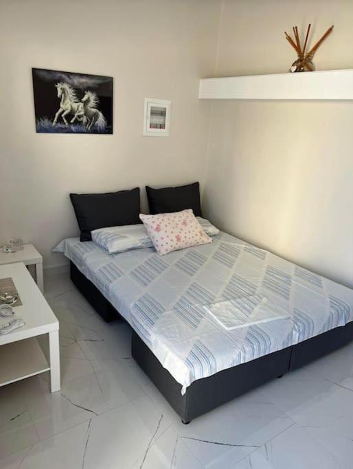 Chris Apartment With Loft Preveza Exterior foto